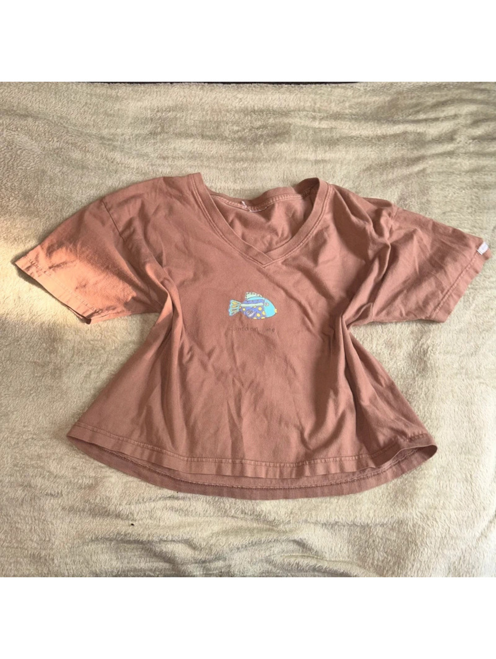 Brown Y2K 2000’s Brown Fish Graphic Tee